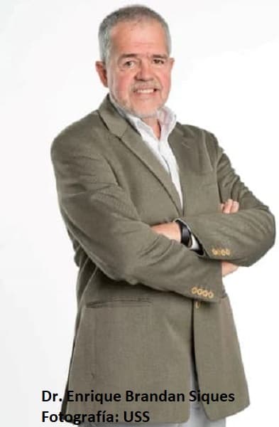 Dr. Enrique Brandan Siques