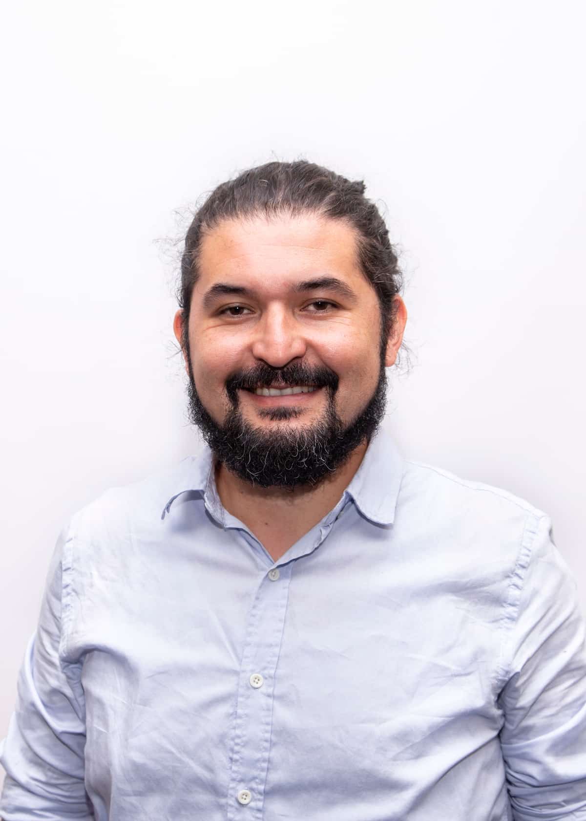 Dr. Esteban Francisco Durán-Lara